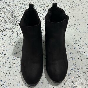 Women’s boots